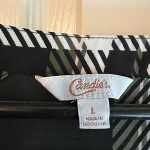 Size medium 3/4 sleeve shirt